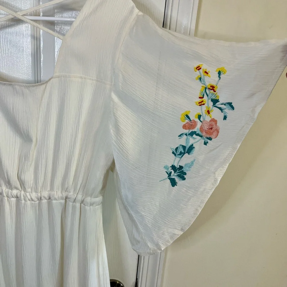 Jack by BB Dakota Gwendolyn Dress With Embroidery - Picture 9 of 11